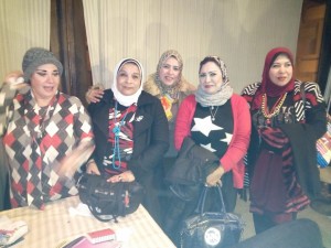 منالوحنان وشاعرات