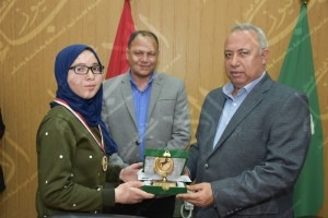 تكريم البطلة أسماء